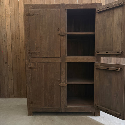 Driftwood Kast – 4-Deurs Robuuste Houten Kast