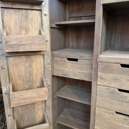 Driftwood Kast XL Bram – Grote Landelijke Kast van Oud Hout met Lades en Deuren