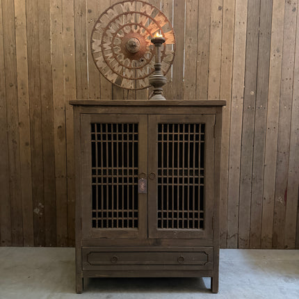 Driftwood kast Nepali