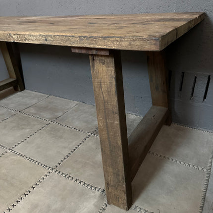 Rough Wood eettafel met A-poot 200 cm