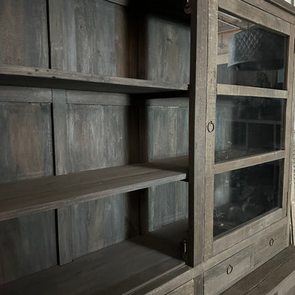Driftwood Buffetkast – Massieve Houten Kast met Glazen Deuren