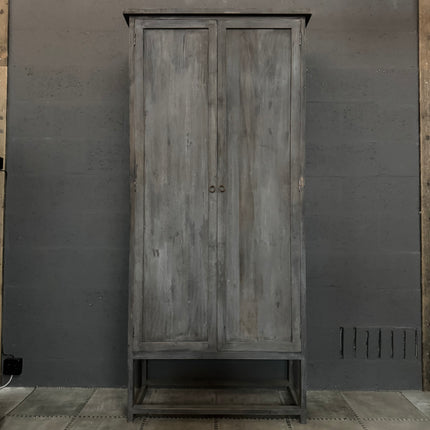 Old Grey kast – 2 deuren met open onderstel