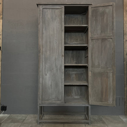 Old Grey kast – 2 deuren met open onderstel