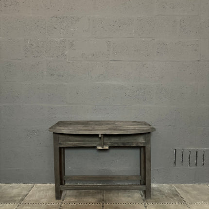 Rough Wood hangoor tafel