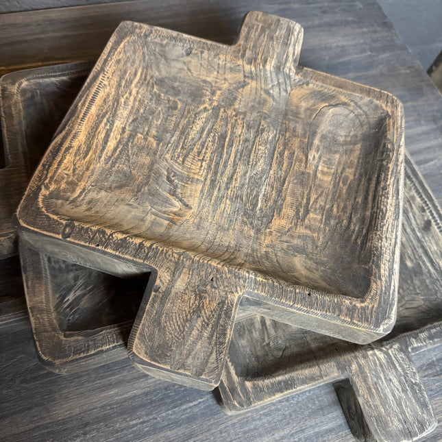 Houten decoratieve schaal met handvat