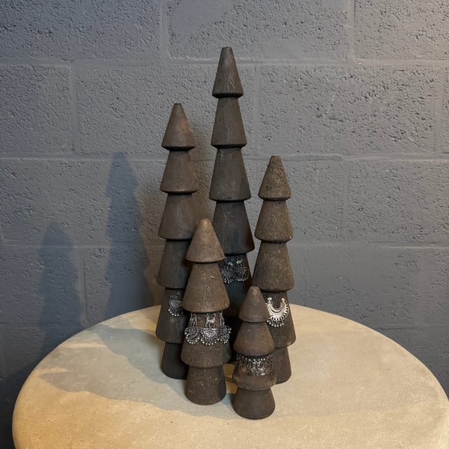 Houten kerstboompjes met unieke ketting