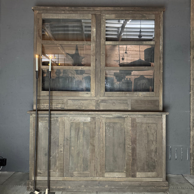 Driftwood Buffetkast – Massieve Houten Kast met Glazen Deuren