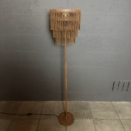 Roestige Vloerlamp – Industrieel met Metalen Kettingkap