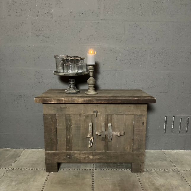 Driftwood Kastje – 2 Deuren met Houten Schuif