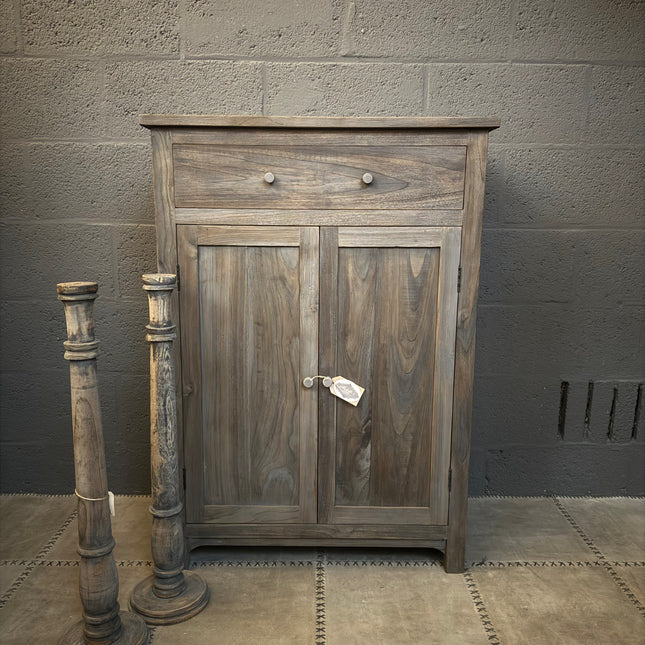 Rough Wood Kast – 2 Deuren & 1 Lade