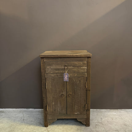 Driftwood kastje met lade en deuren – landelijk houten kastje – sober en stoer meubel