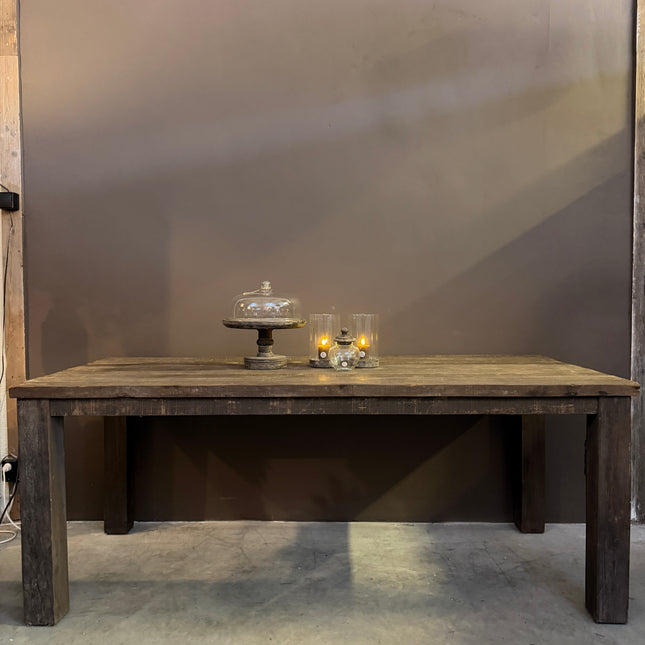 Driftwood Eettafel met Blokpoten | Landelijke Eettafel Oud Hout