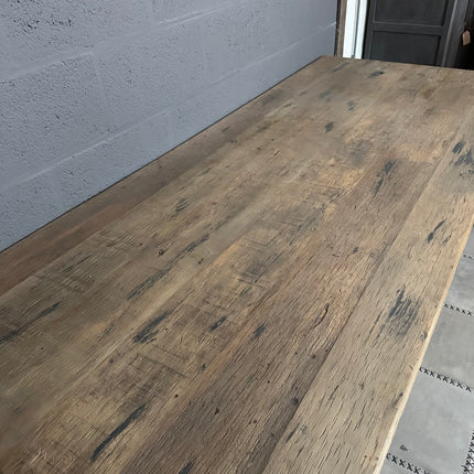Rough Wood eettafel met A-poot 240 cm