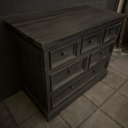 Old Grey Commode met 6 Lades – Stoere Houten Babykamer Commode | Michelle’s Living